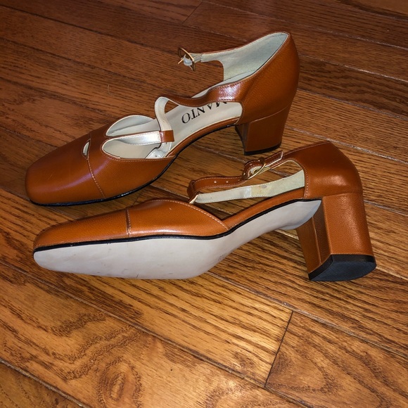 SIAMANTO Brown Chunky Strap Heels - Picture 5 of 7